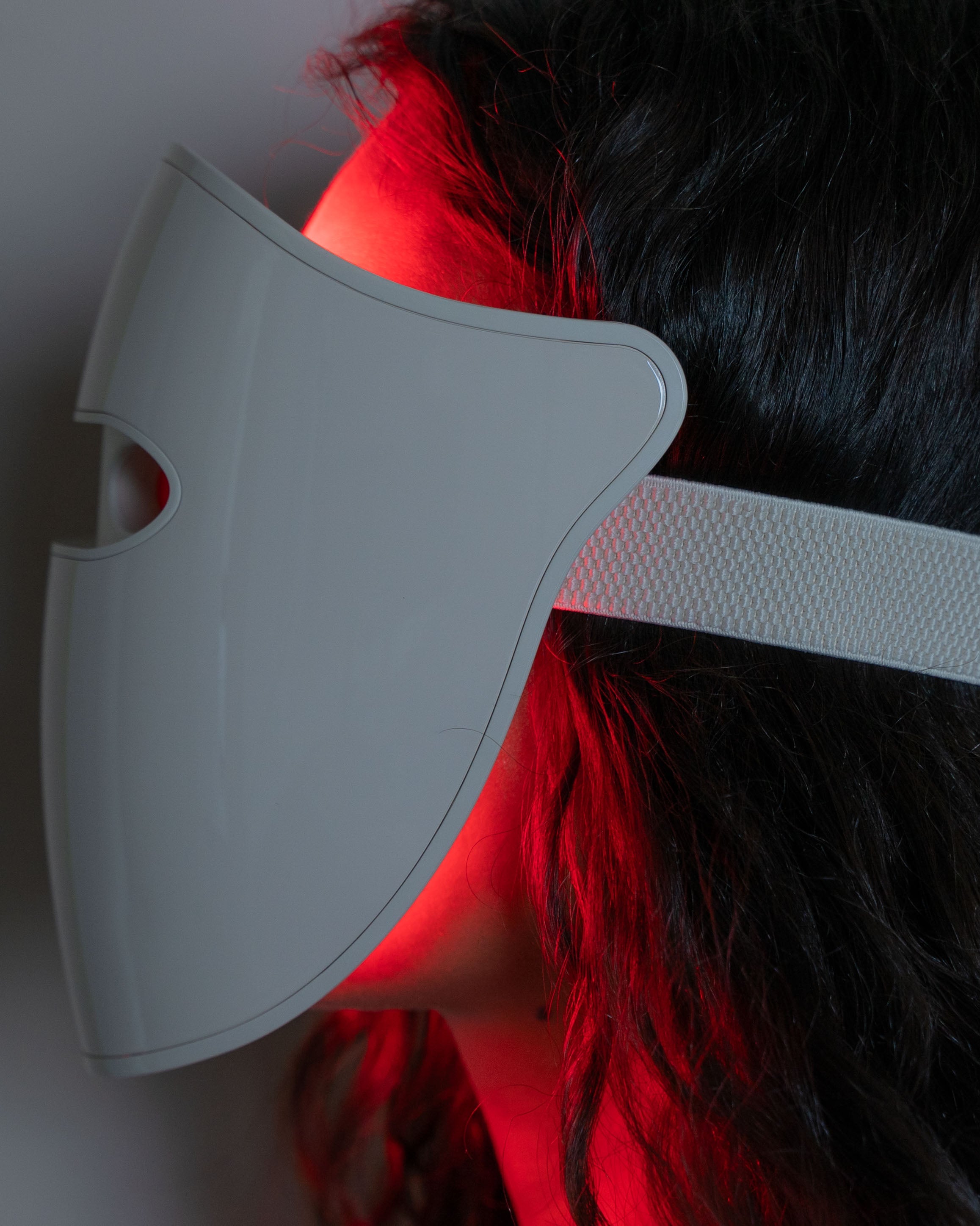 Blyss Helio – Professional-Grade LED Photon Therapy Mask